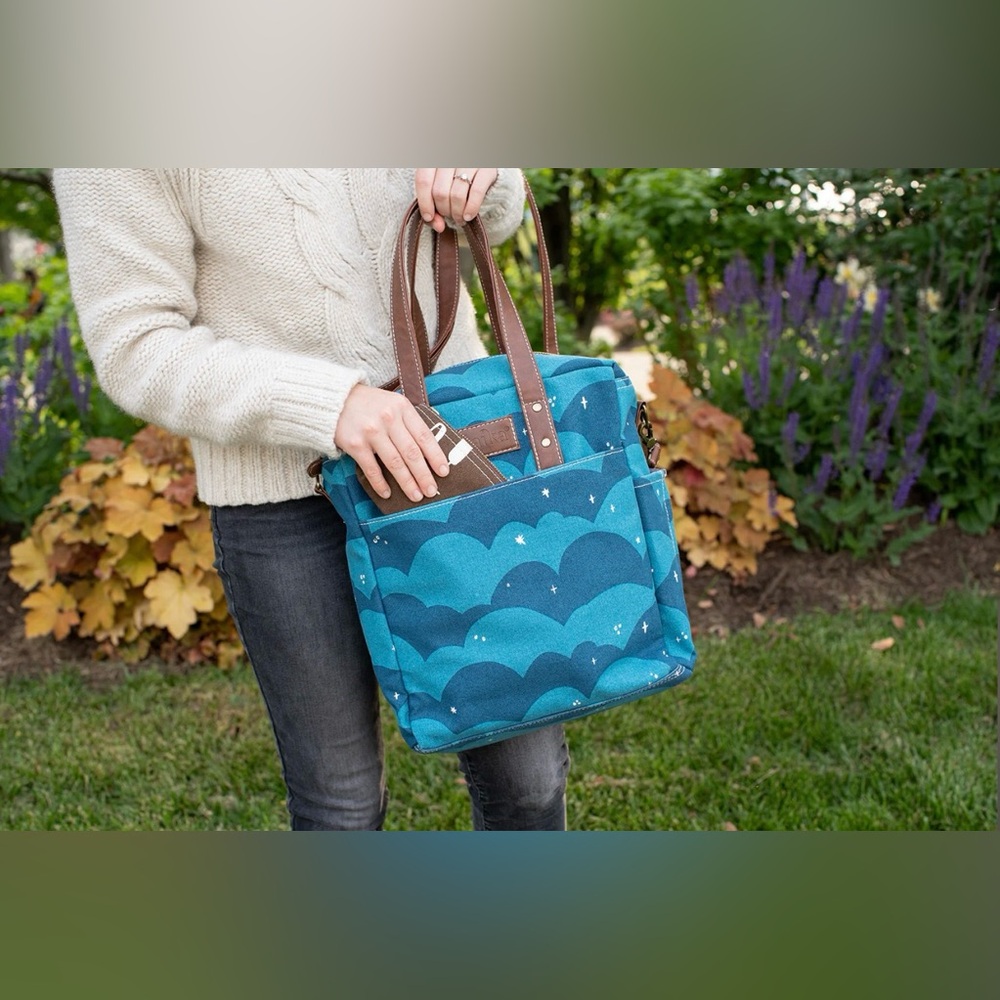 Maika Commuter Tote - Plaka